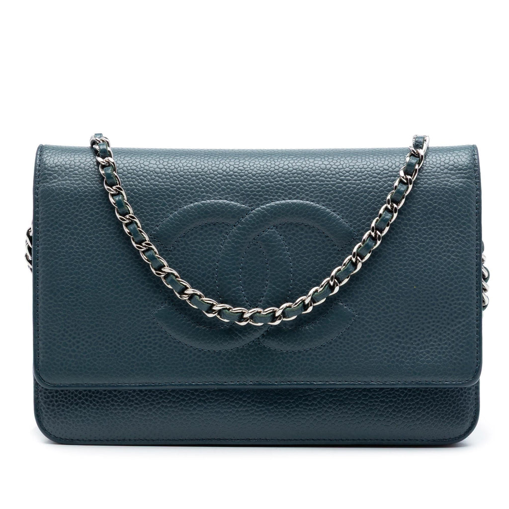 Chanel CC Caviar Wallet On Chain