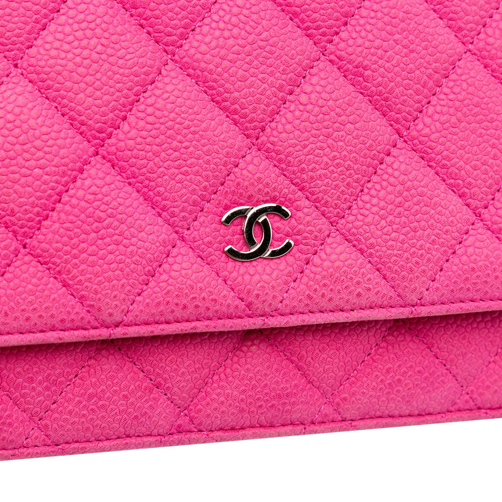 Chanel CC Caviar Wallet on Chain