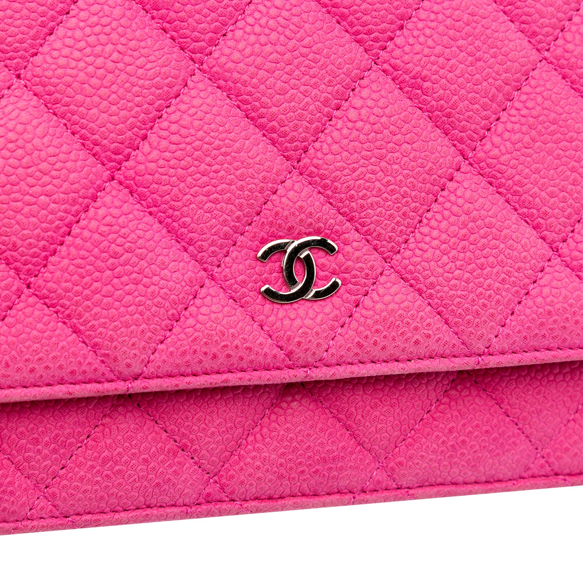 Chanel CC Caviar Wallet on Chain