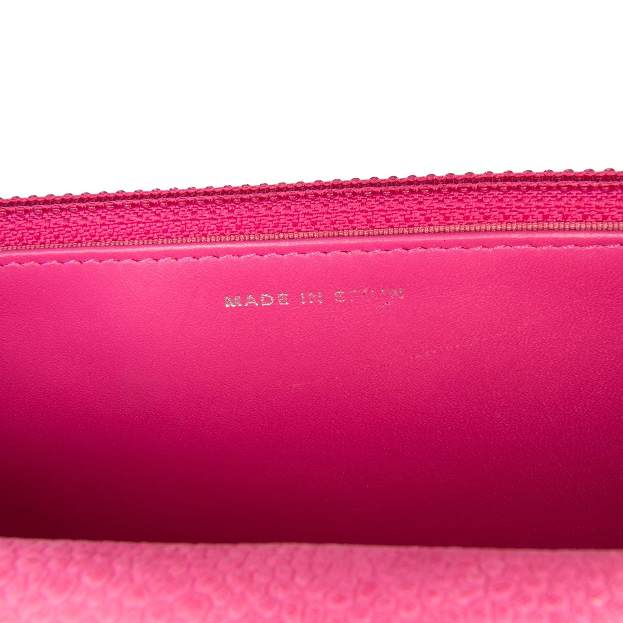 Chanel CC Caviar Wallet on Chain