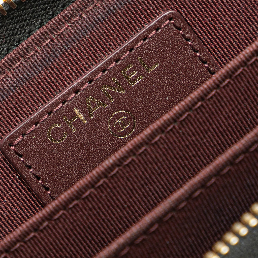 Chanel CC Caviar Zip Around Wallet
