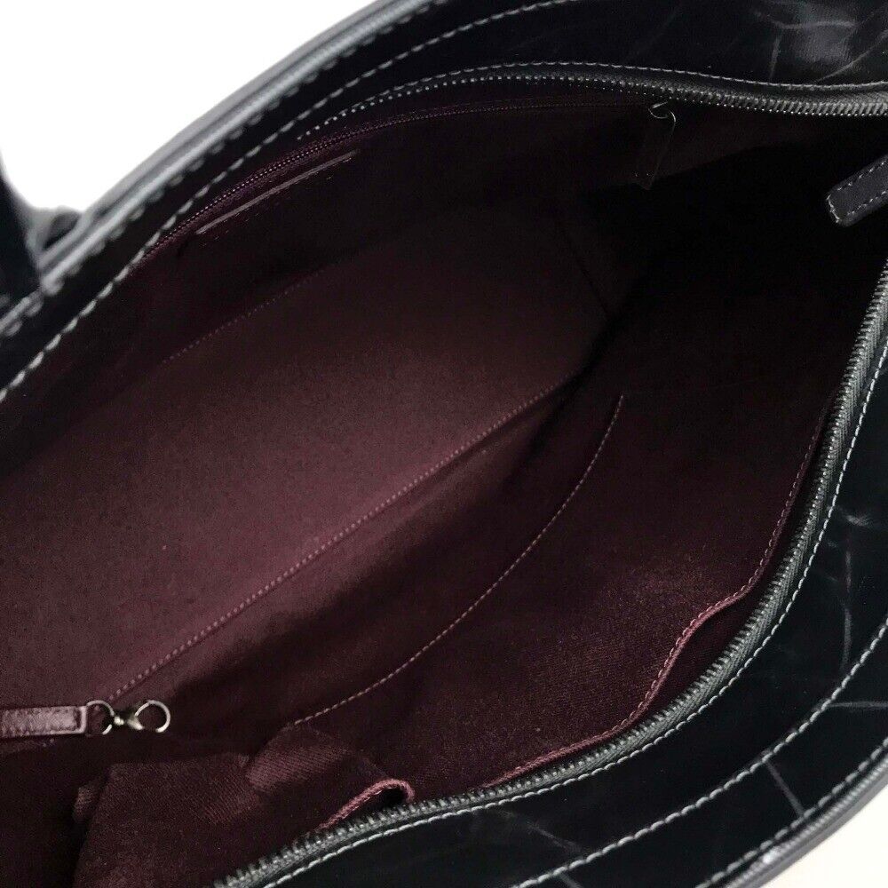 CHANEL CC CHARM QUILTED MEDIUM TOTE BAG