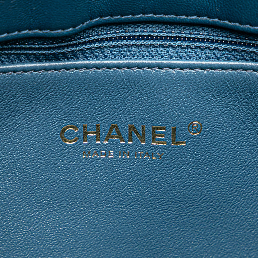 Chanel CC Chevron Calfskin Envelope Clutch (SHG-Nah7n1)