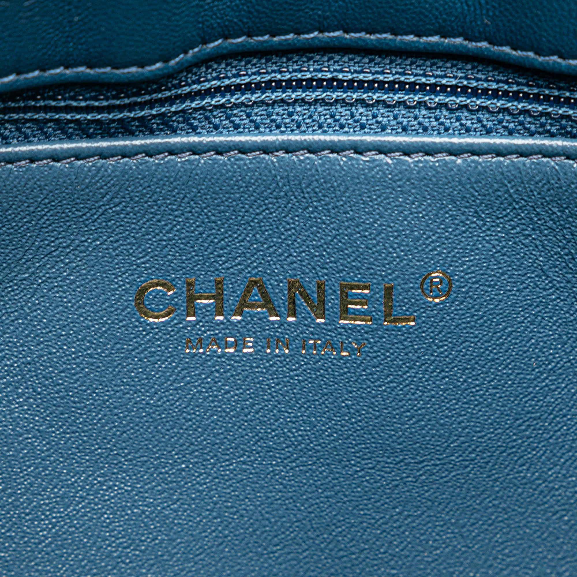 Chanel CC Chevron Calfskin Envelope Clutch (SHG-Nah7n1)