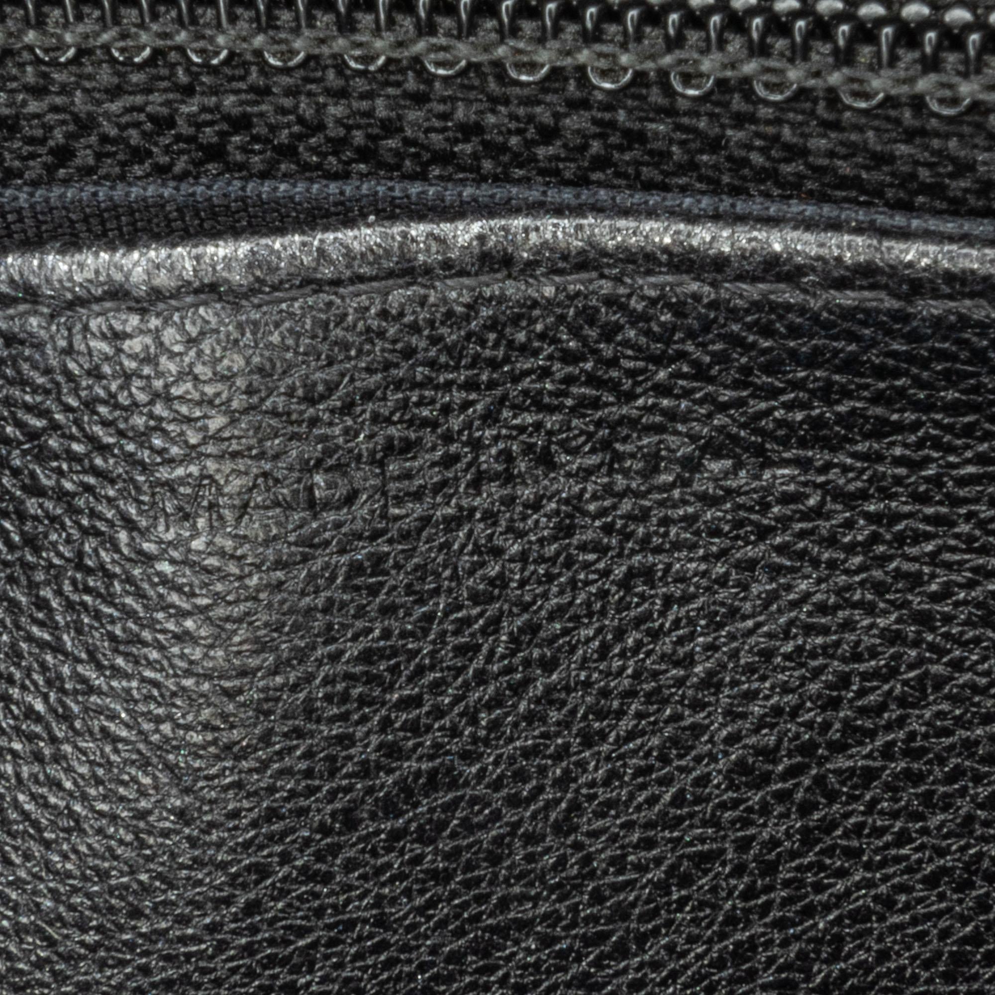 Chanel CC Chevron Calfskin Wallet On Chain (SHG-Q3rRL6)