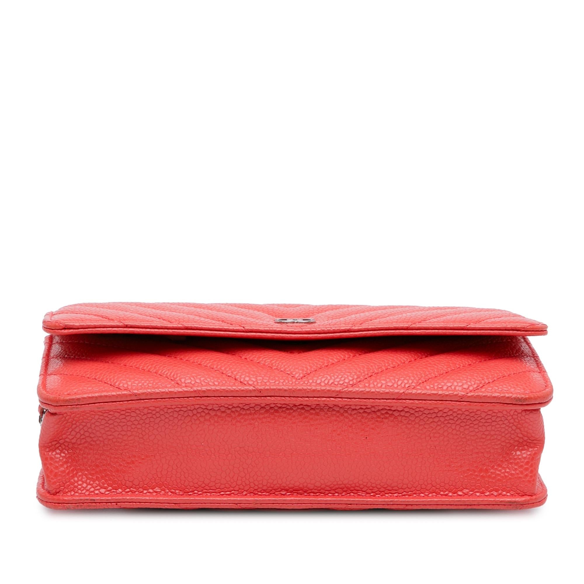 Chanel CC Chevron Caviar Wallet On Chain (SHG-Z8eO2B)