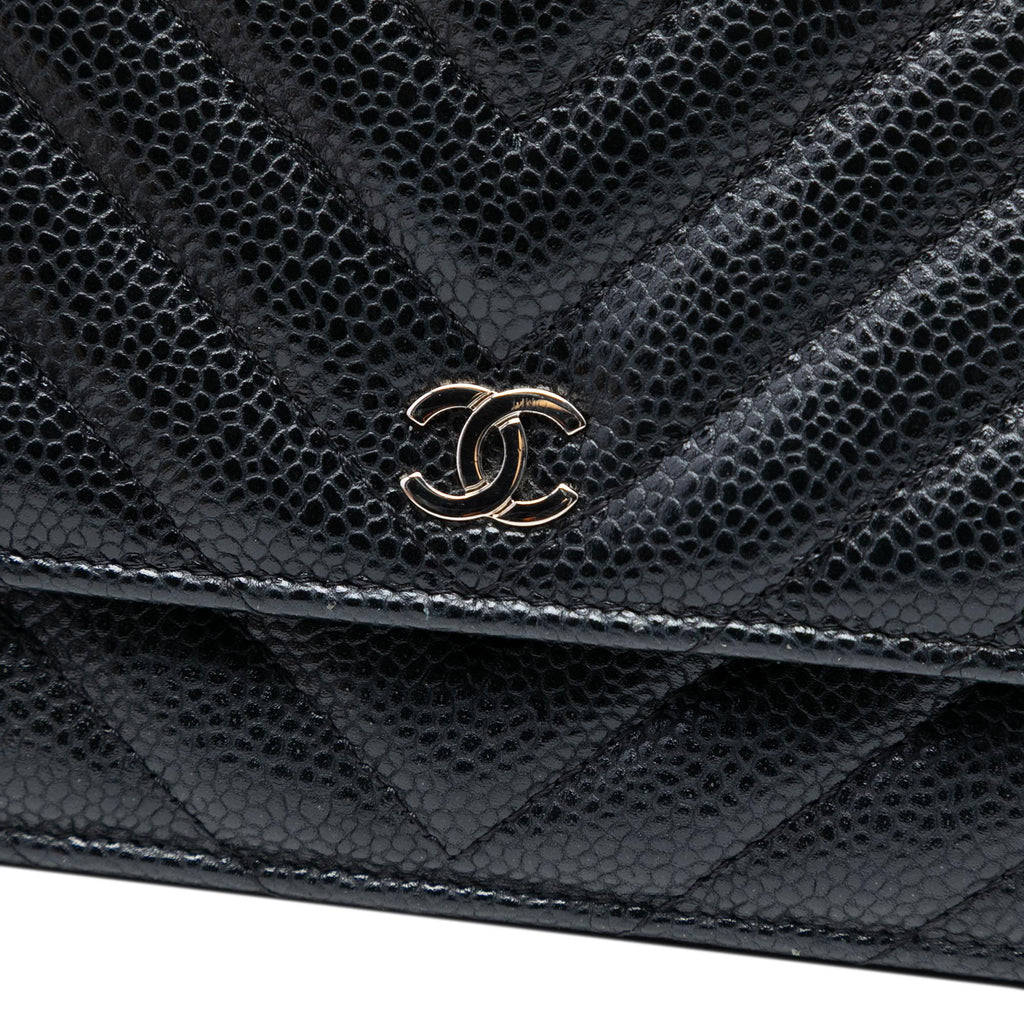 Chanel CC Chevron Caviar Wallet On Chain