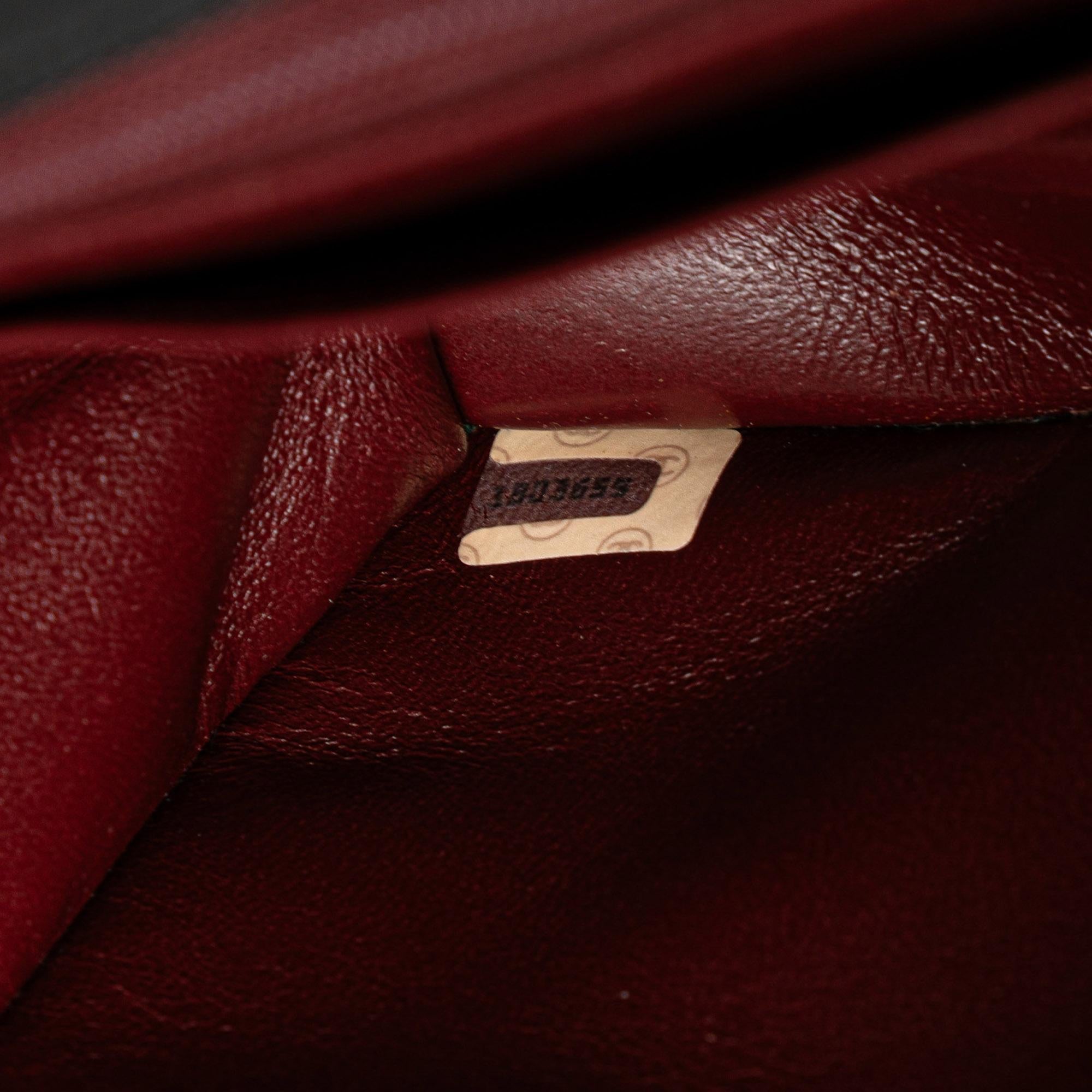 Chanel CC Chevron Lambskin Crossbody (SHG-N7XQs1)