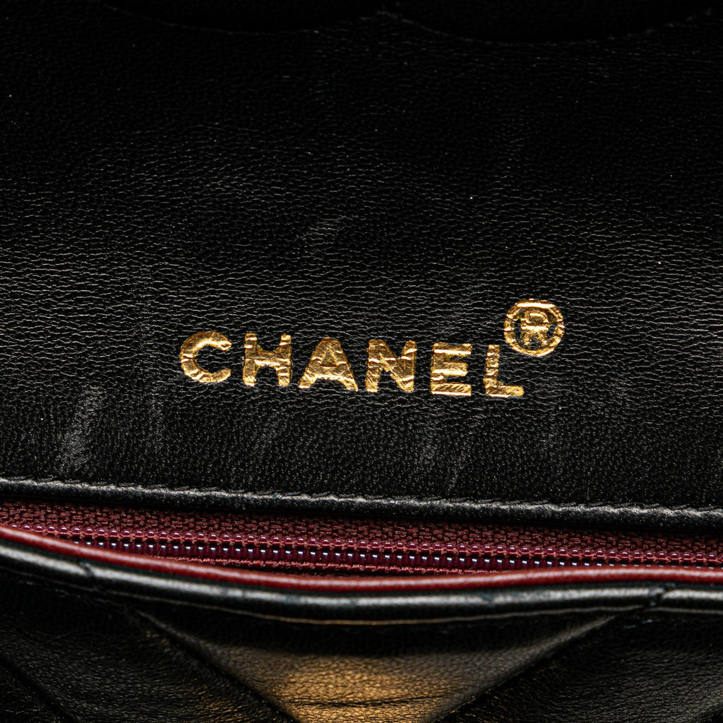 Chanel CC Chevron Lambskin Crossbody (SHG-N7XQs1)