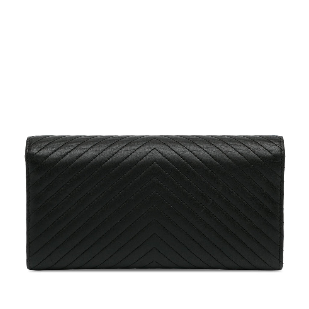 Chanel CC Chevron Lambskin Long Wallet (SHG-GJrUFh)