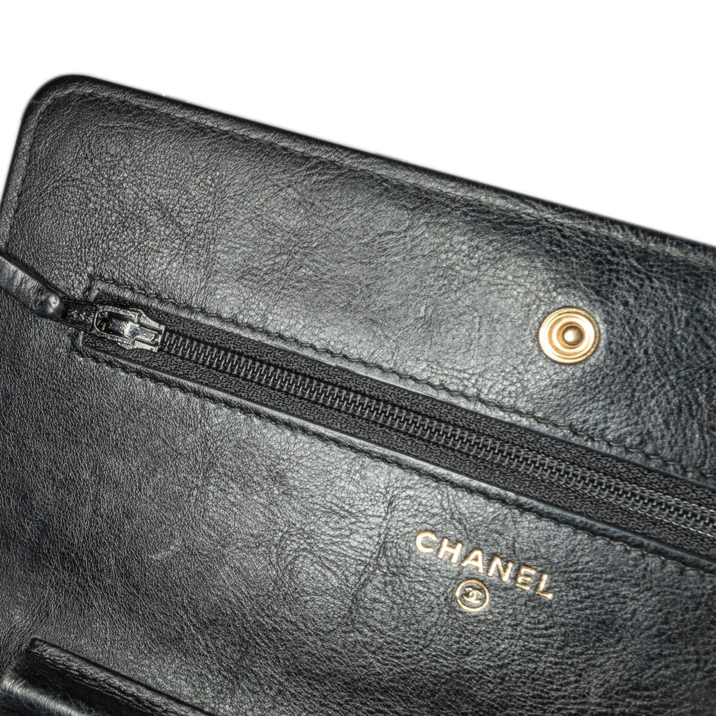Chanel CC Chevron Lambskin Wallet On Chain (SHG-68tvq5)