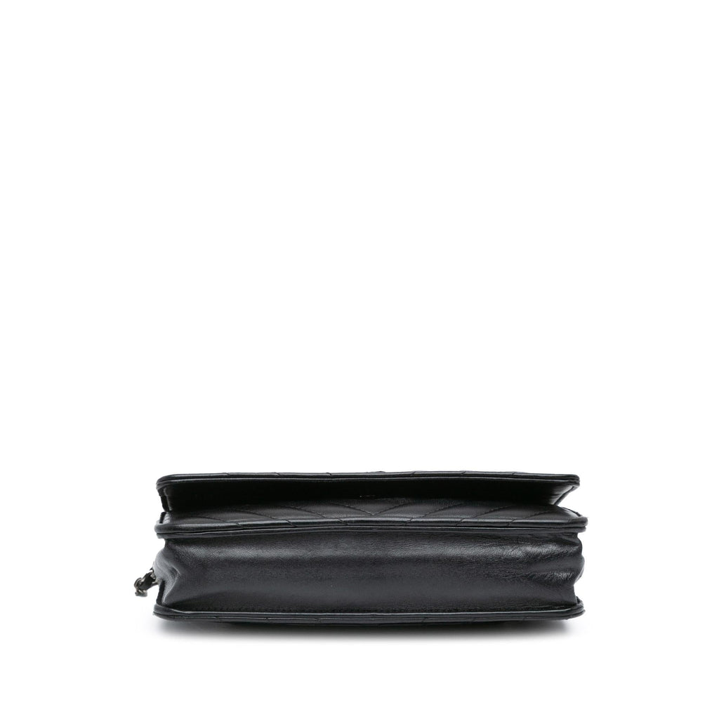 Chanel CC Chevron Lambskin Wallet On Chain