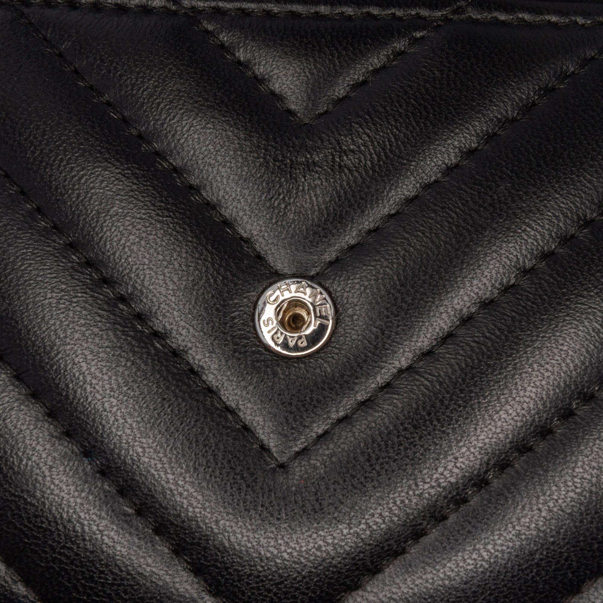 Chanel CC Chevron Lambskin Wallet On Chain