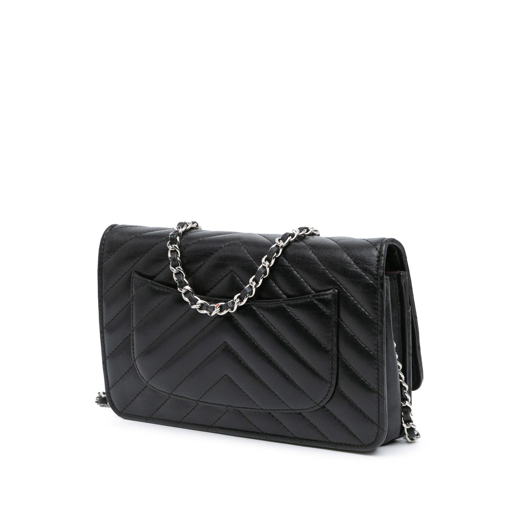 Chanel CC Chevron Lambskin Wallet On Chain