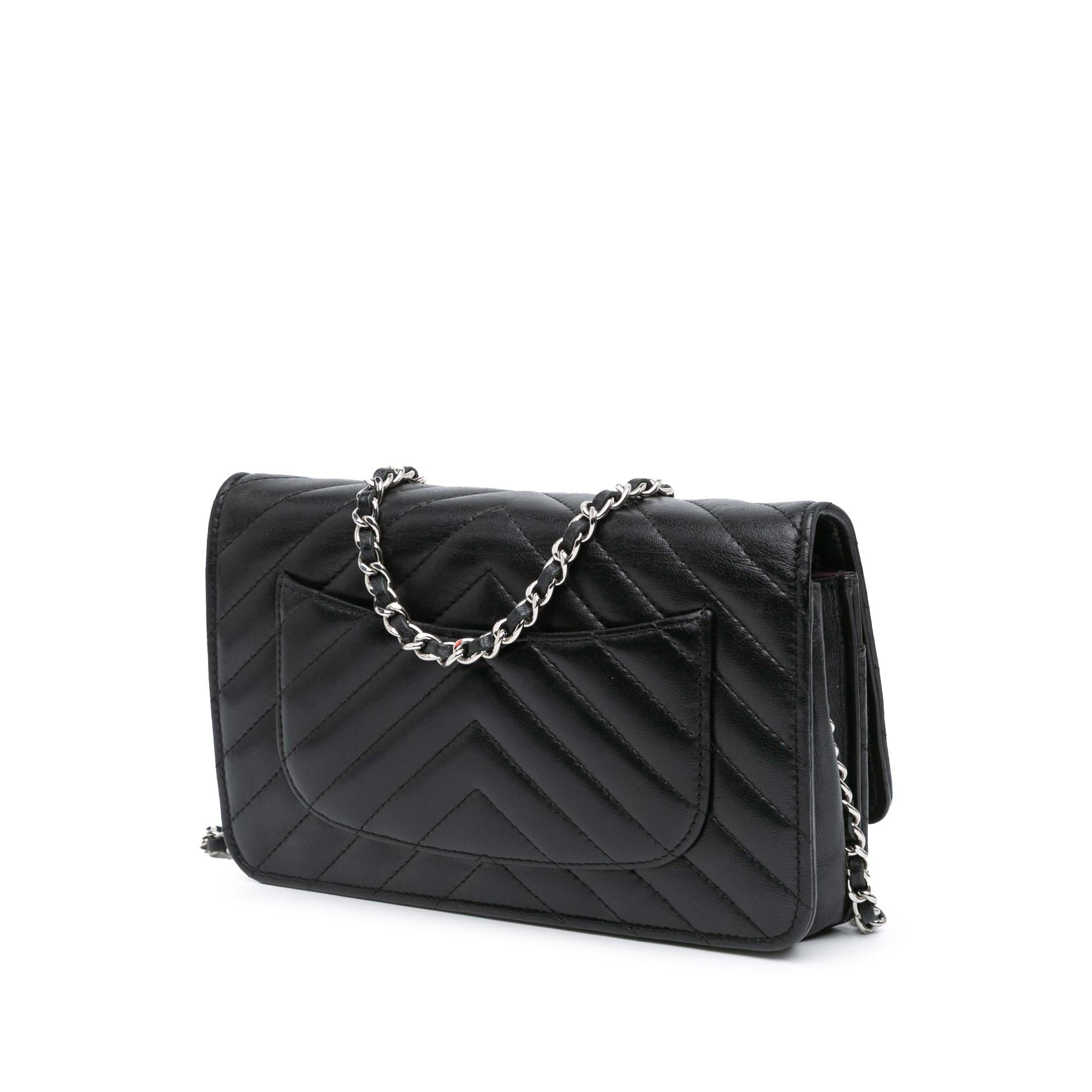 Chanel CC Chevron Lambskin Wallet On Chain