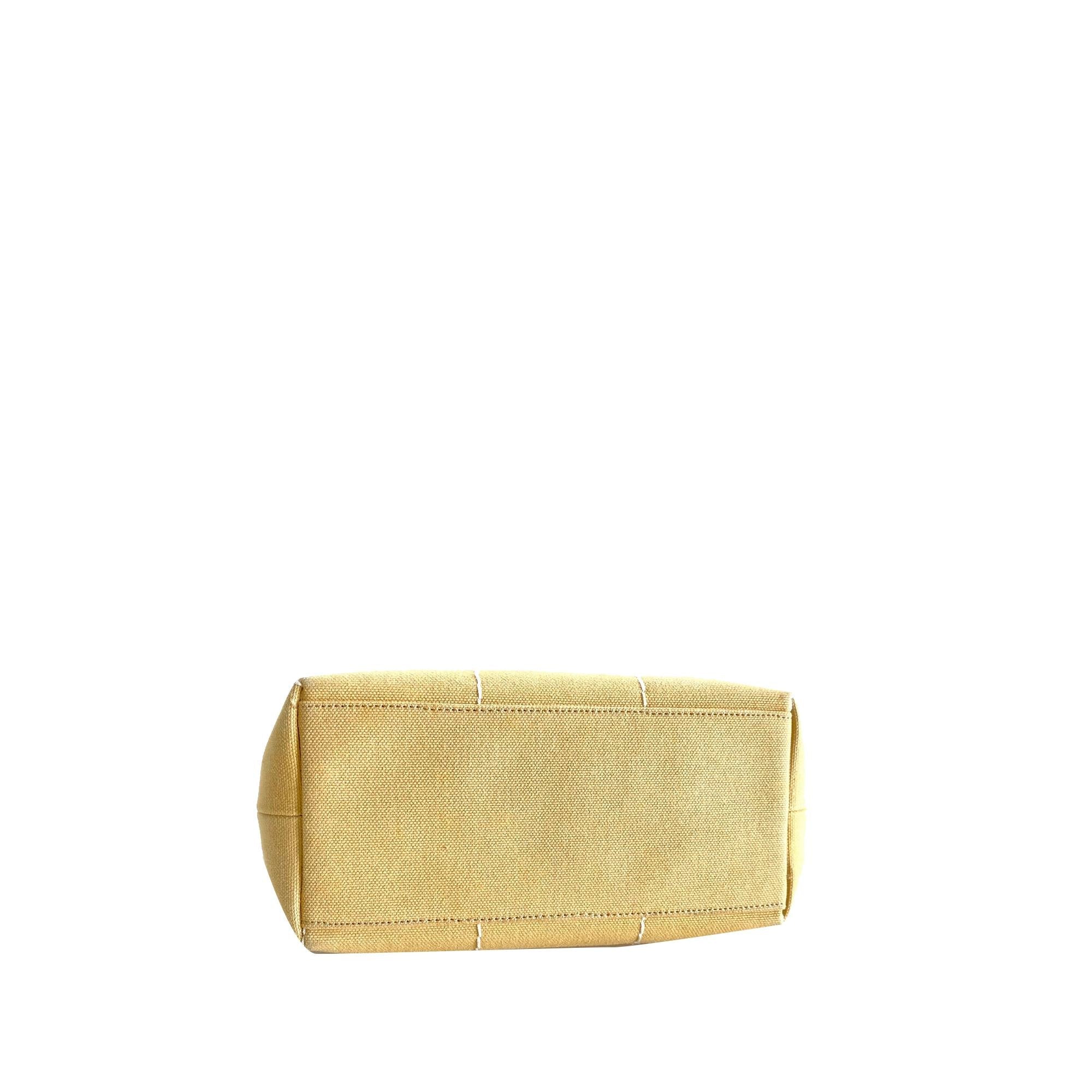 Chanel CC Choco Bar Canvas Handbag (SHG-l1xEqX)