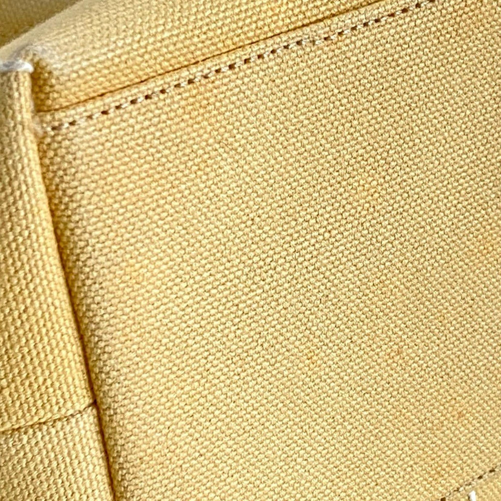 Chanel CC Choco Bar Canvas Handbag (SHG-l1xEqX)