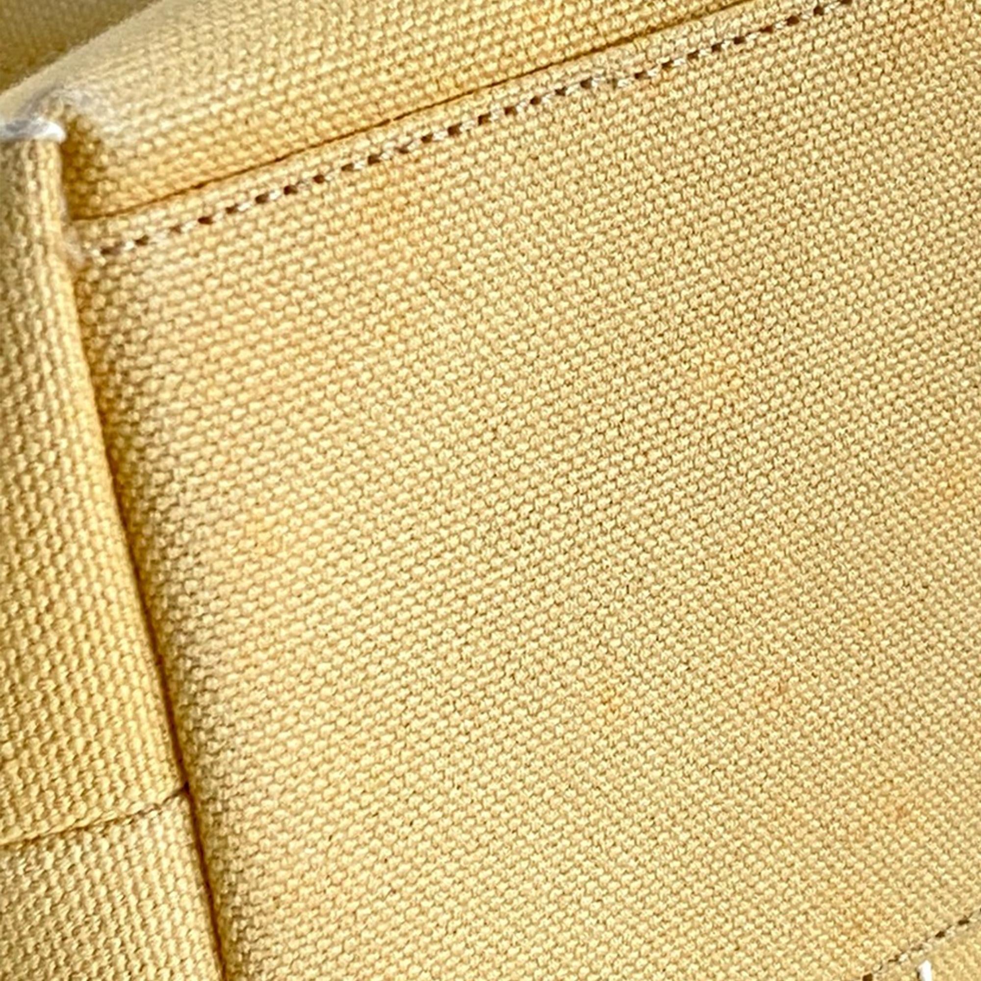 Chanel CC Choco Bar Canvas Handbag (SHG-l1xEqX)