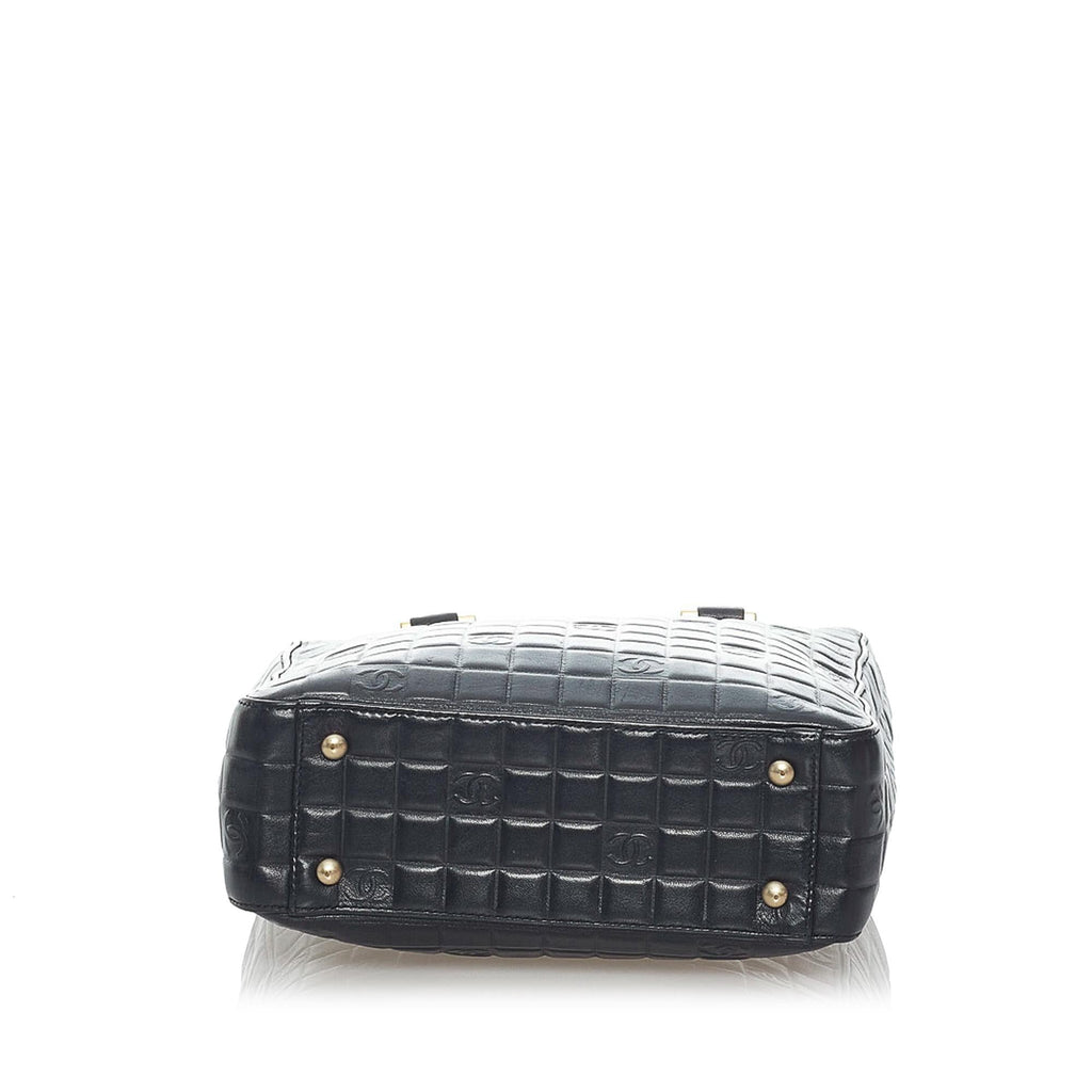 Chanel CC Choco Bar Lambskin Handbag (SHG-33486)