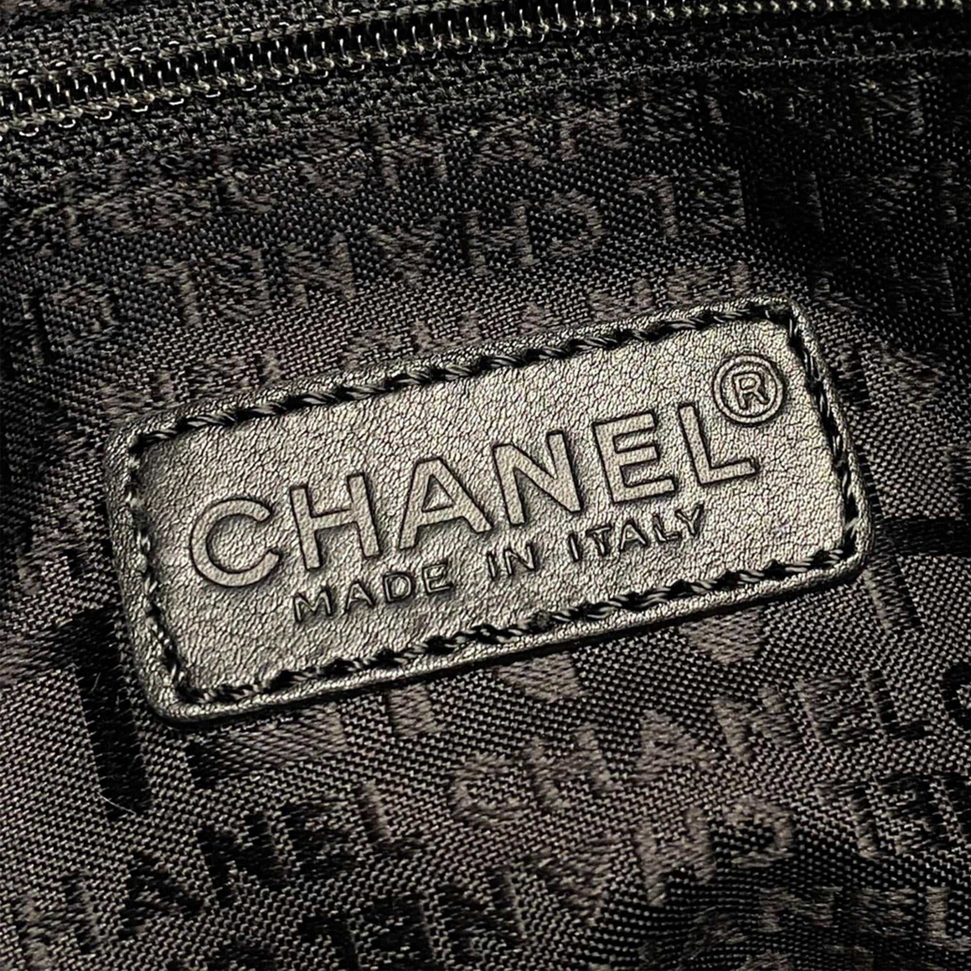 Chanel CC Choco Bar Lambskin Handbag (SHG-xRGfUa)