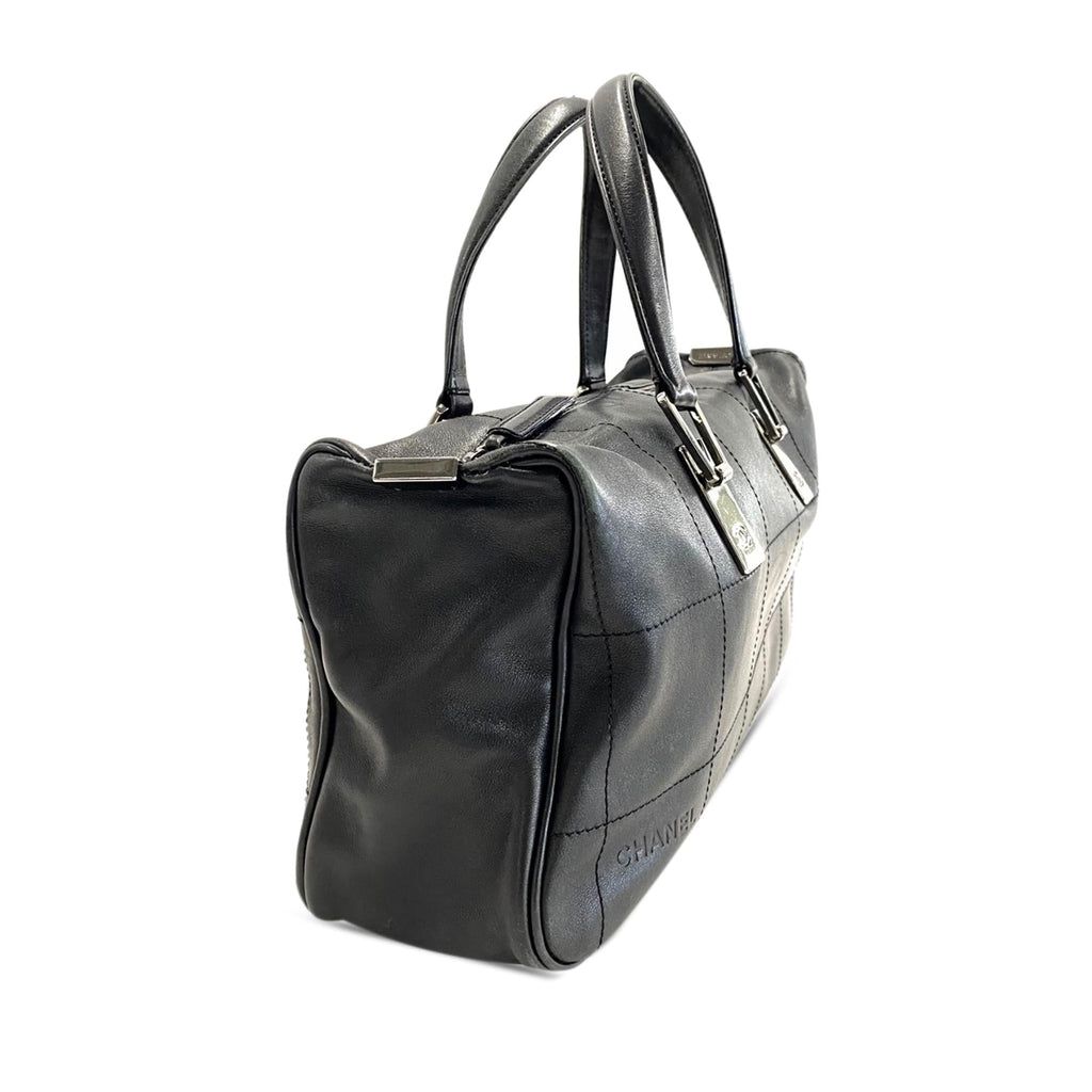 Chanel CC Choco Bar Lambskin Handbag (SHG-xRGfUa)