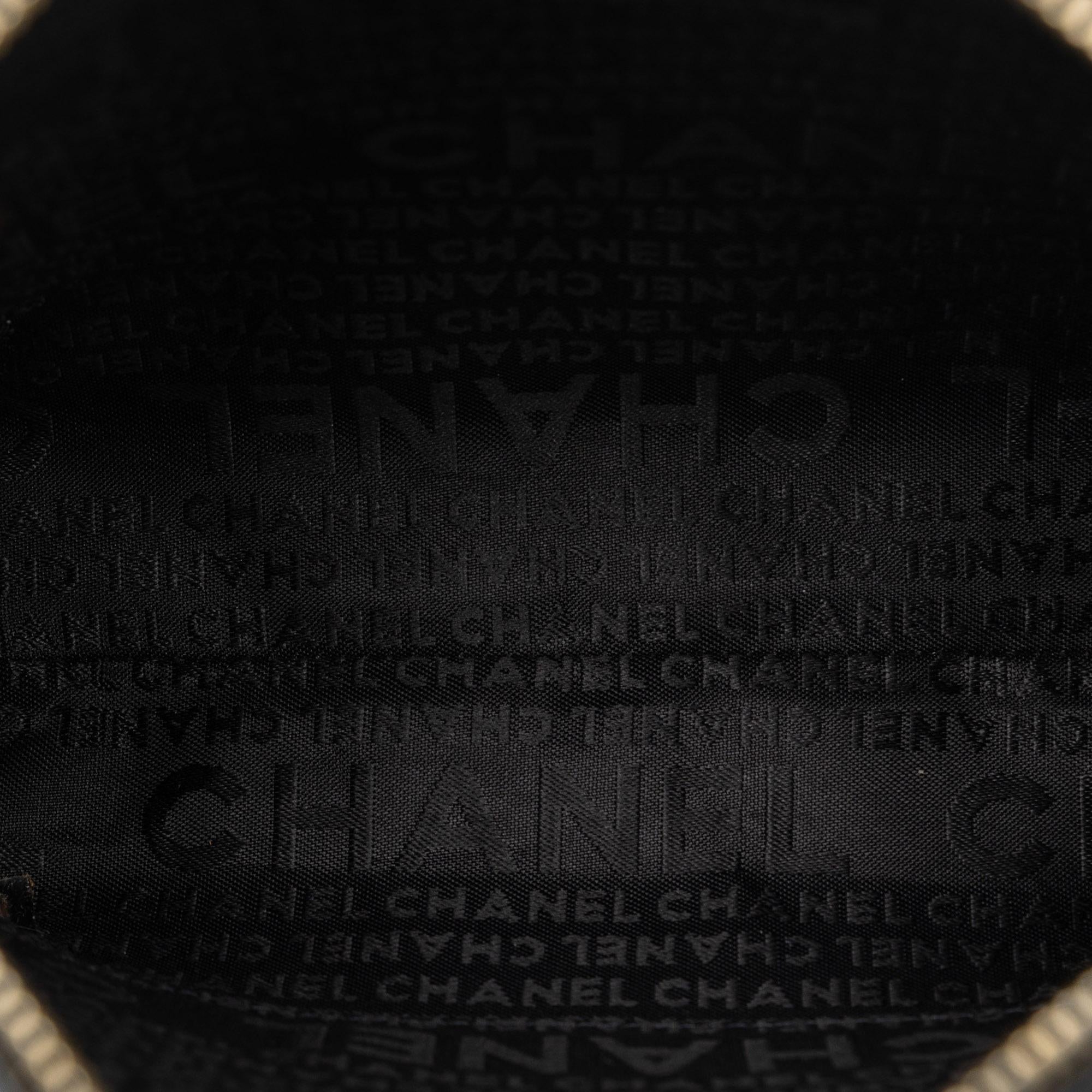 Chanel CC Choco Bar Shoulder Bag (SHG-yNIdcr)