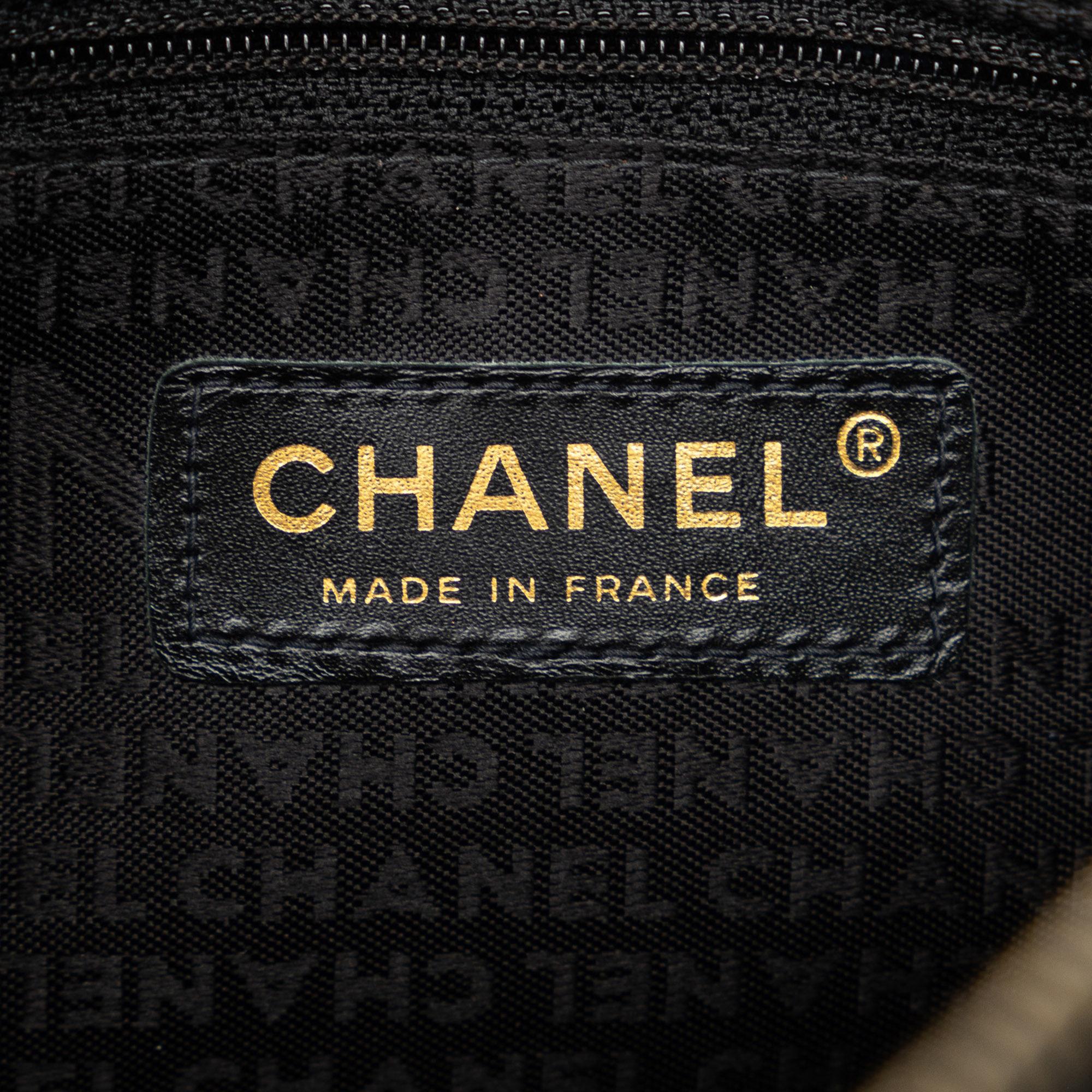 Chanel CC Choco Bar Shoulder Bag (SHG-yNIdcr)