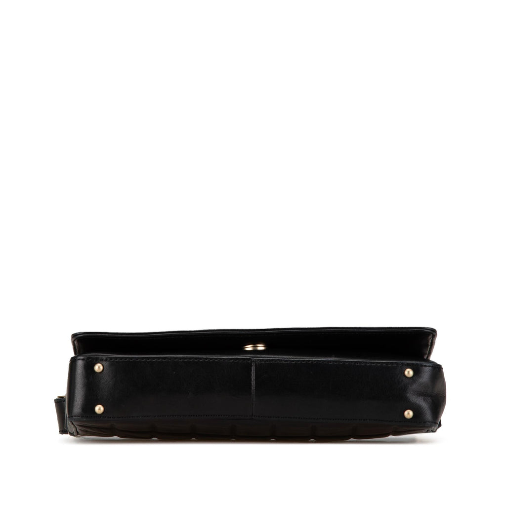 Chanel CC Chocolate Bar Lambskin Flap (SHG-aZpShH)