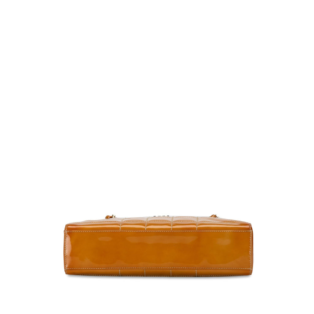 Chanel CC Chocolate Bar Patent Shoulder Bag (SHG-tneQSq)