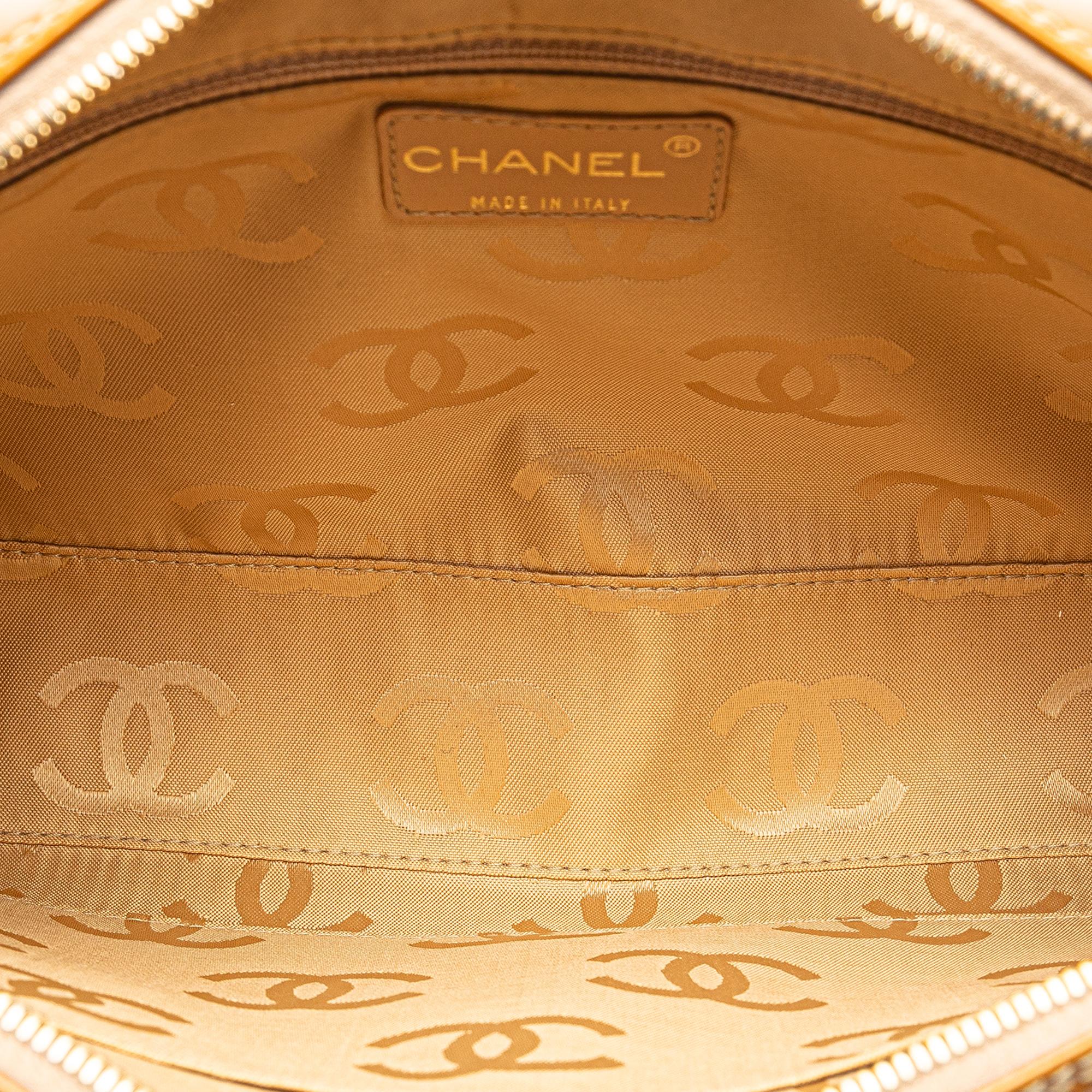 Chanel CC Chocolate Bar Patent Shoulder Bag (SHG-tneQSq)