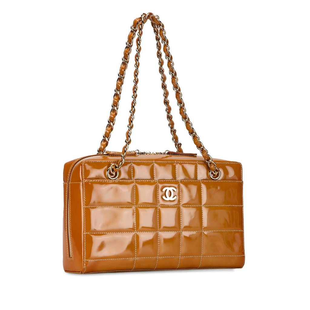 Chanel CC Chocolate Bar Patent Shoulder Bag (SHG-tneQSq)
