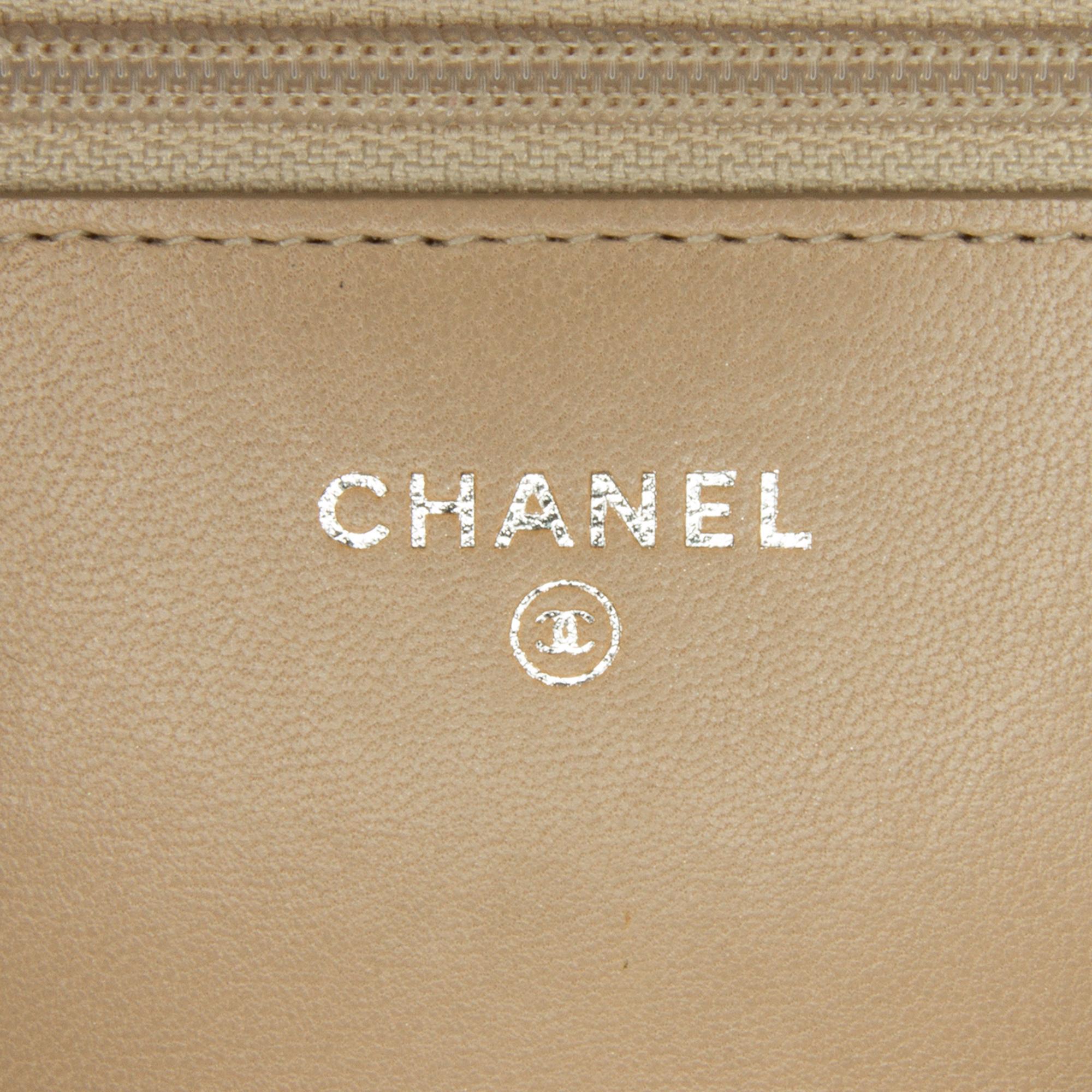 Chanel CC Classic Lambskin Wallet On Chain (SHG-kH8lRs)