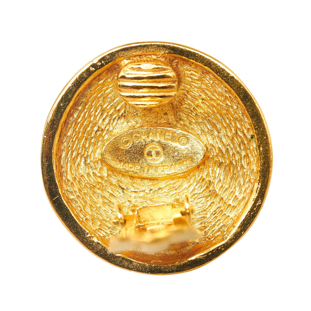 Chanel CC Clip On Earrings (SHG-7AUyXr)