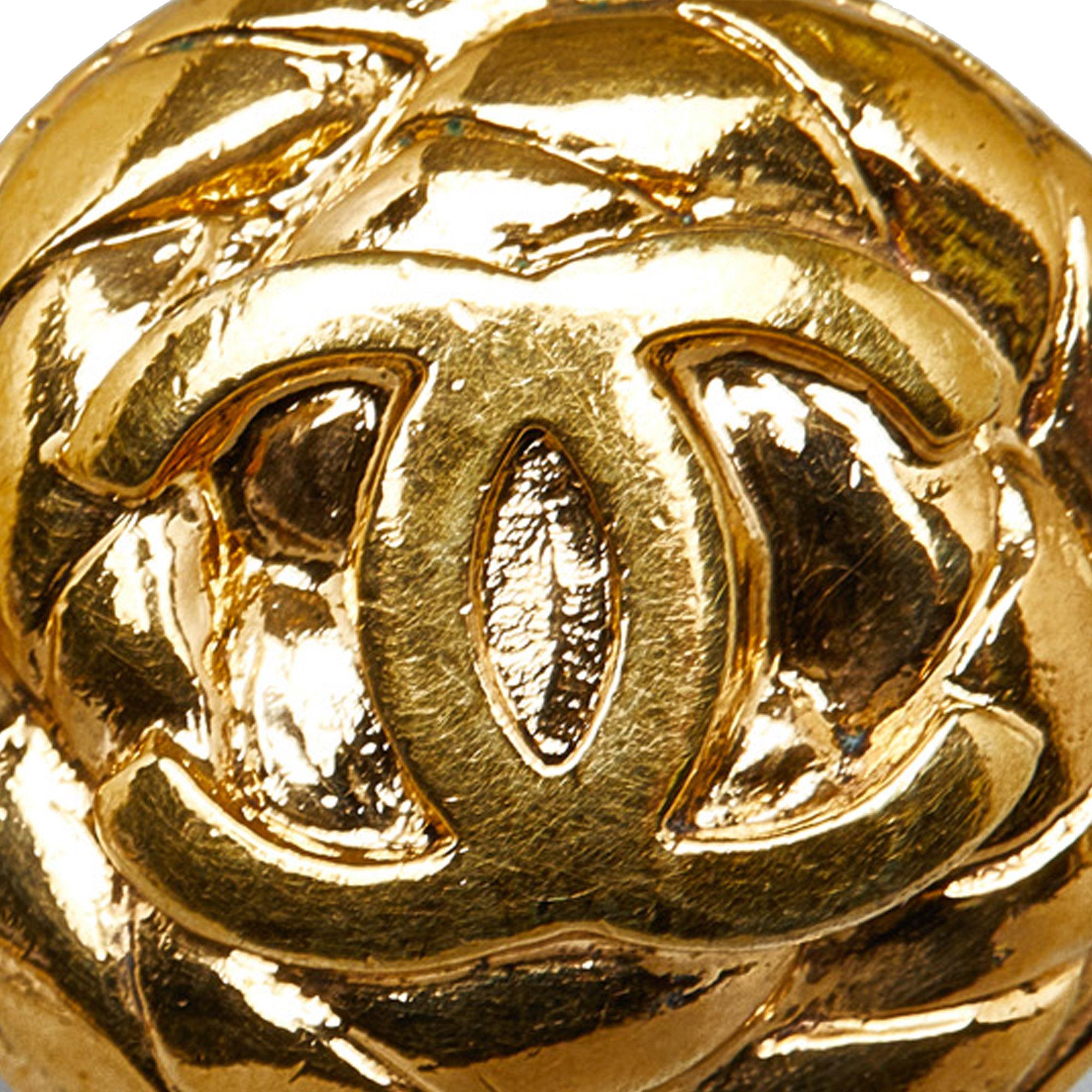 Chanel CC Clip On Earrings (SHG-AP7MaK)