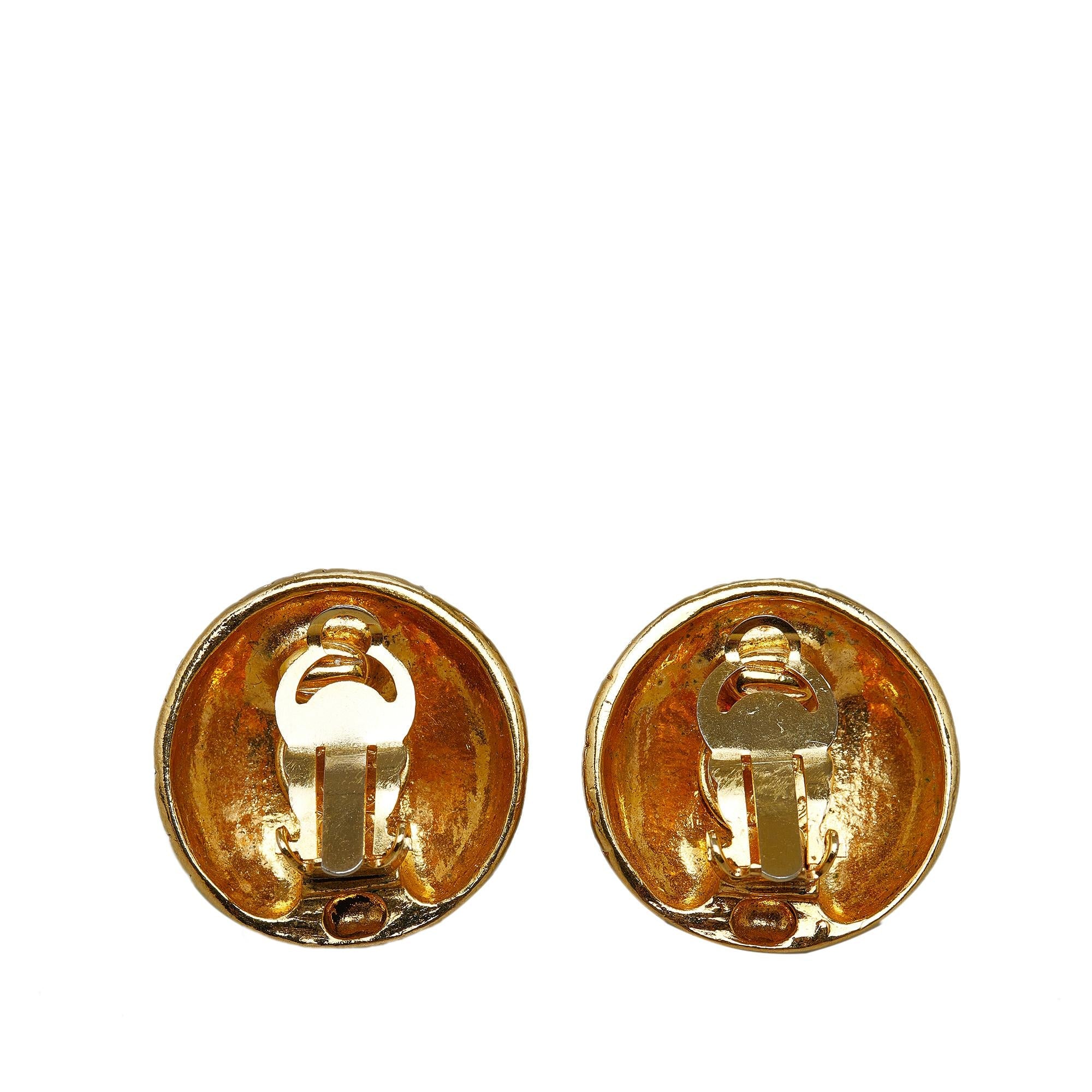 Chanel CC Clip On Earrings (SHG-bOCbJt)