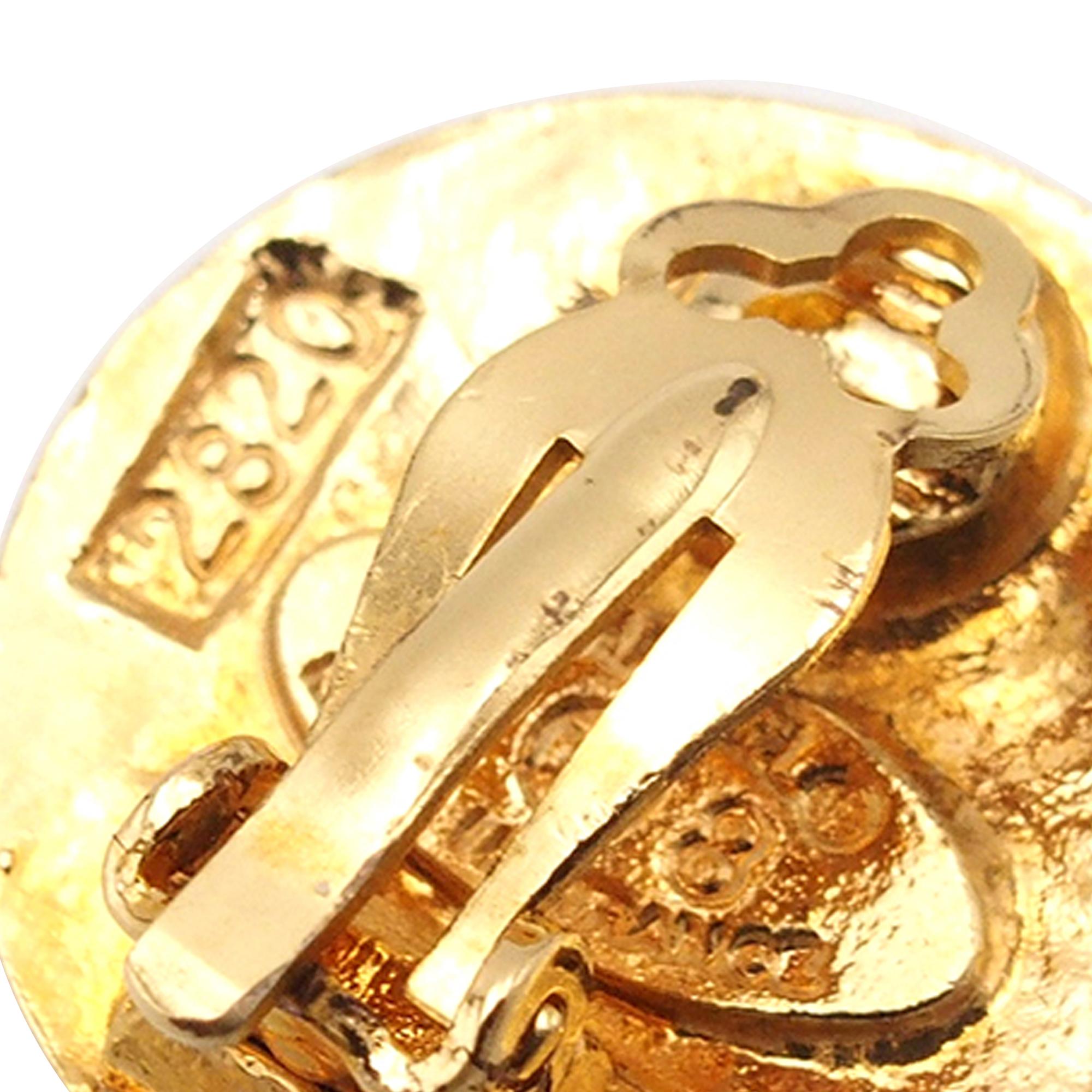 Chanel CC Clip On Earrings (SHG-Sgz1kE)