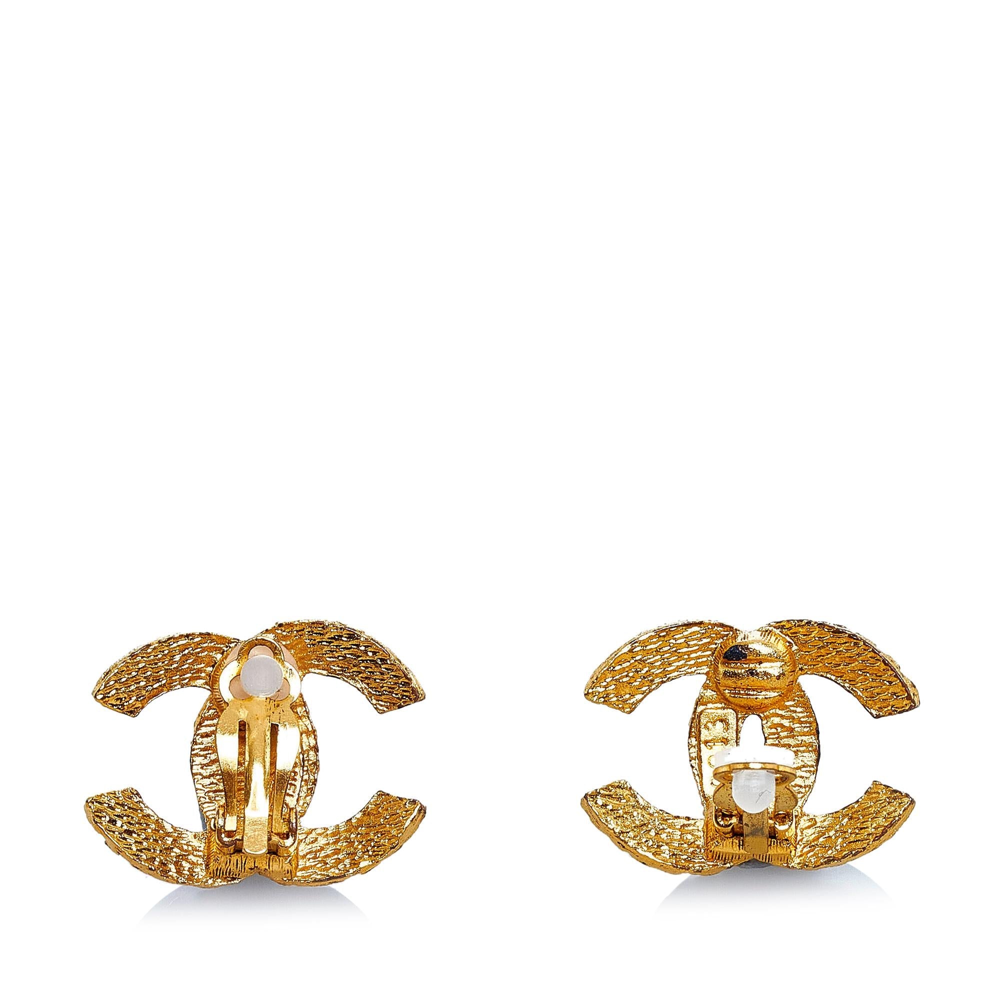 Chanel CC Clip-on Earrings (SHG-83E6SC)