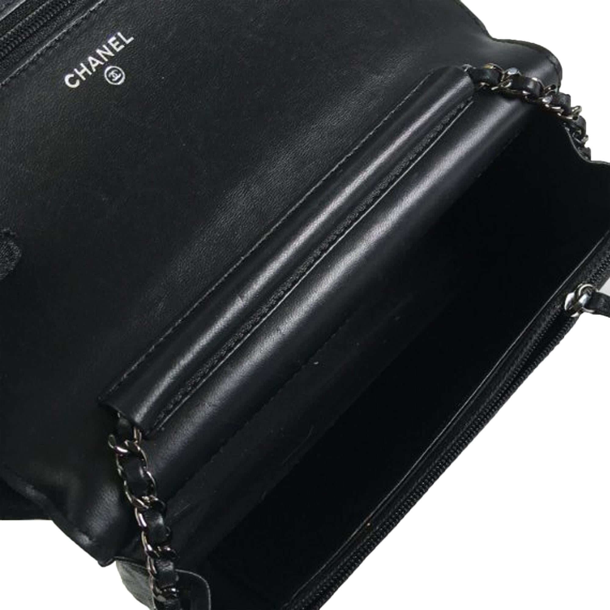 Chanel CC Crossing Wallet on Chain (SHG-PFbWdZ)