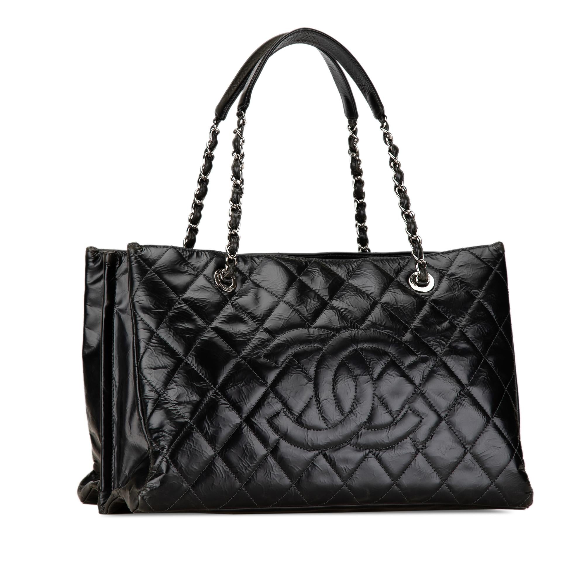 Chanel CC Crumpled Calfskin Shopping Tote (SHG-uO1fXX)