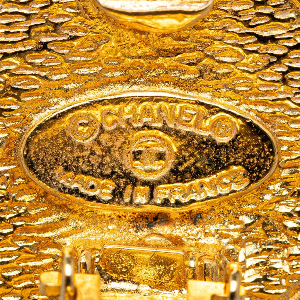 Chanel CC Dangling Clip-On Earrings (SHG-yA68qy)