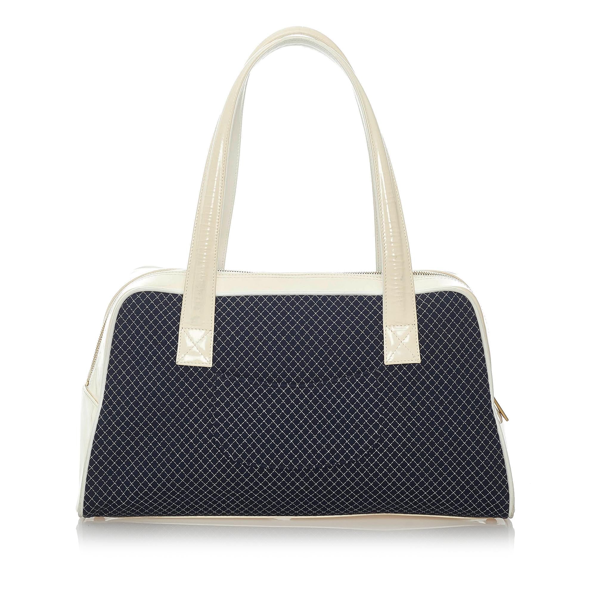 Chanel CC Denim Handbag (SHG-32058)