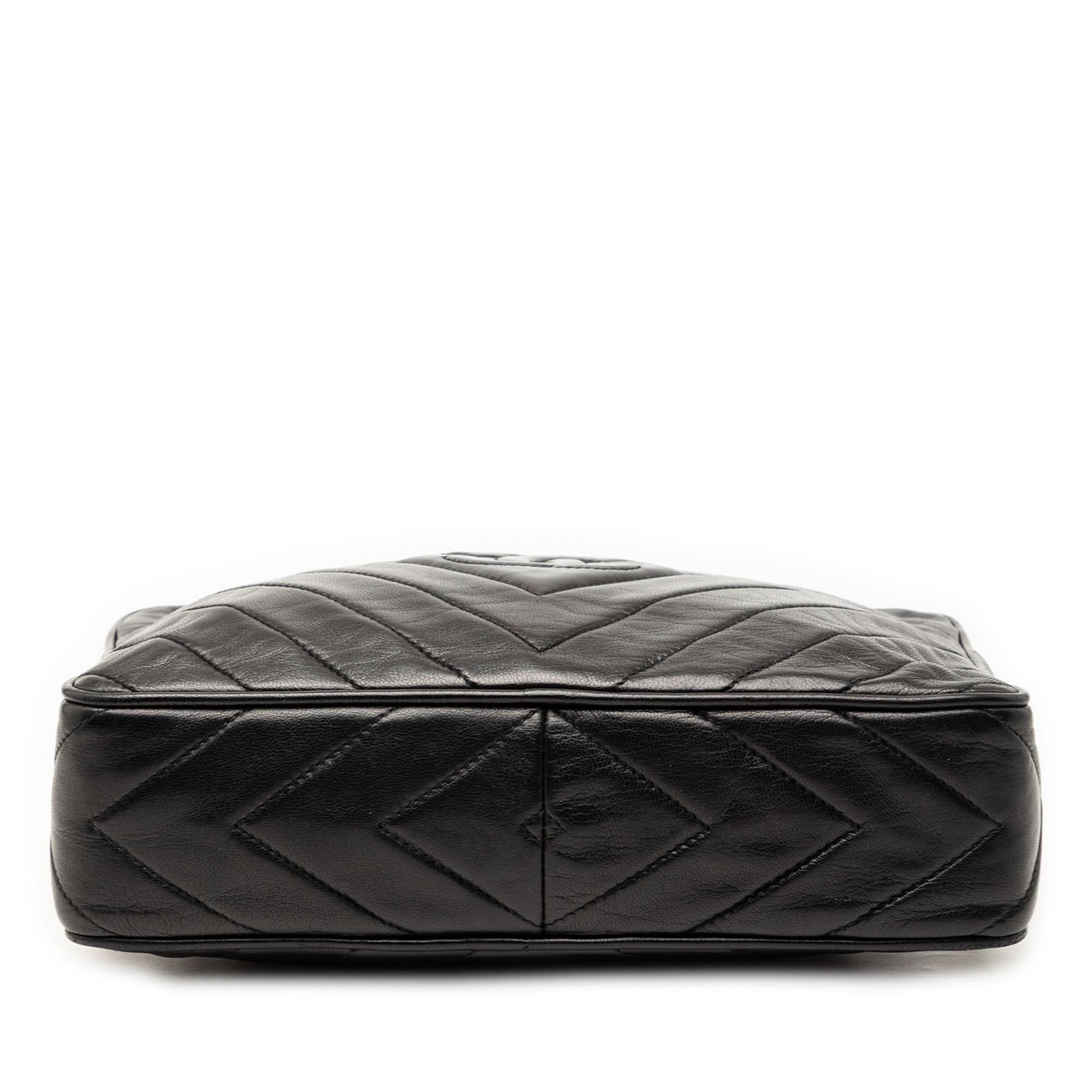 Chanel CC Diamond Quilted Lambskin Tassel Camera Bag