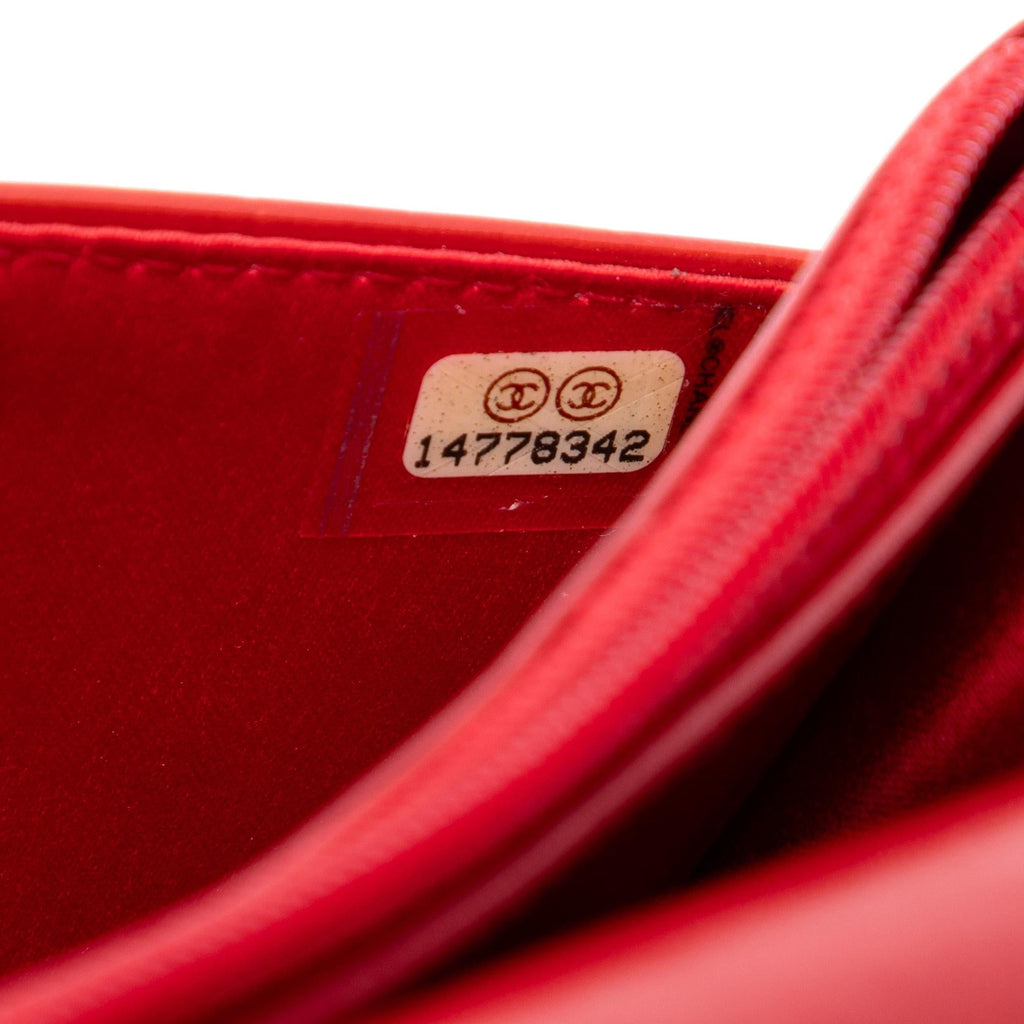 Chanel CC Embossed Patent Camellia Wallet On Chain
