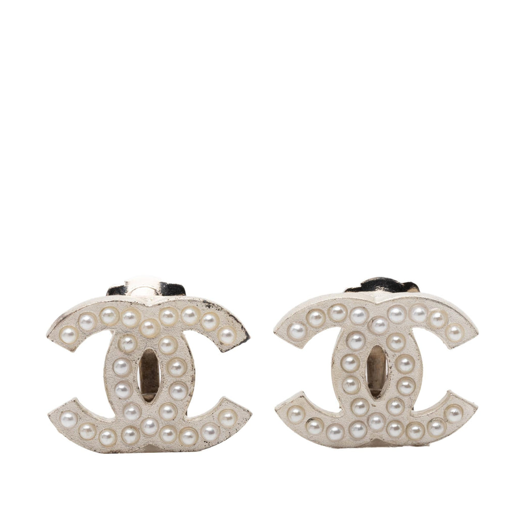 Chanel CC Gold Plated Pearl Stud Clip On Earrings