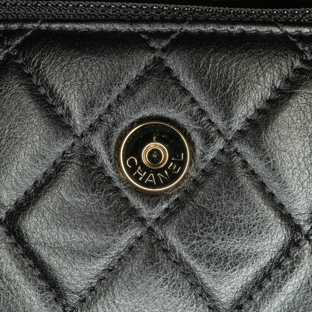 Chanel CC Lambskin About Pearls Card Holder On Chain (SHG-XiJKT4)
