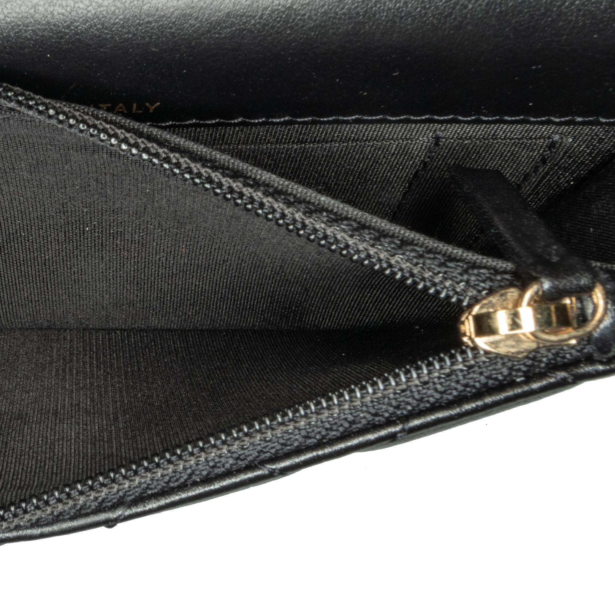 Chanel CC Lambskin About Pearls Card Holder On Chain (SHG-XiJKT4)