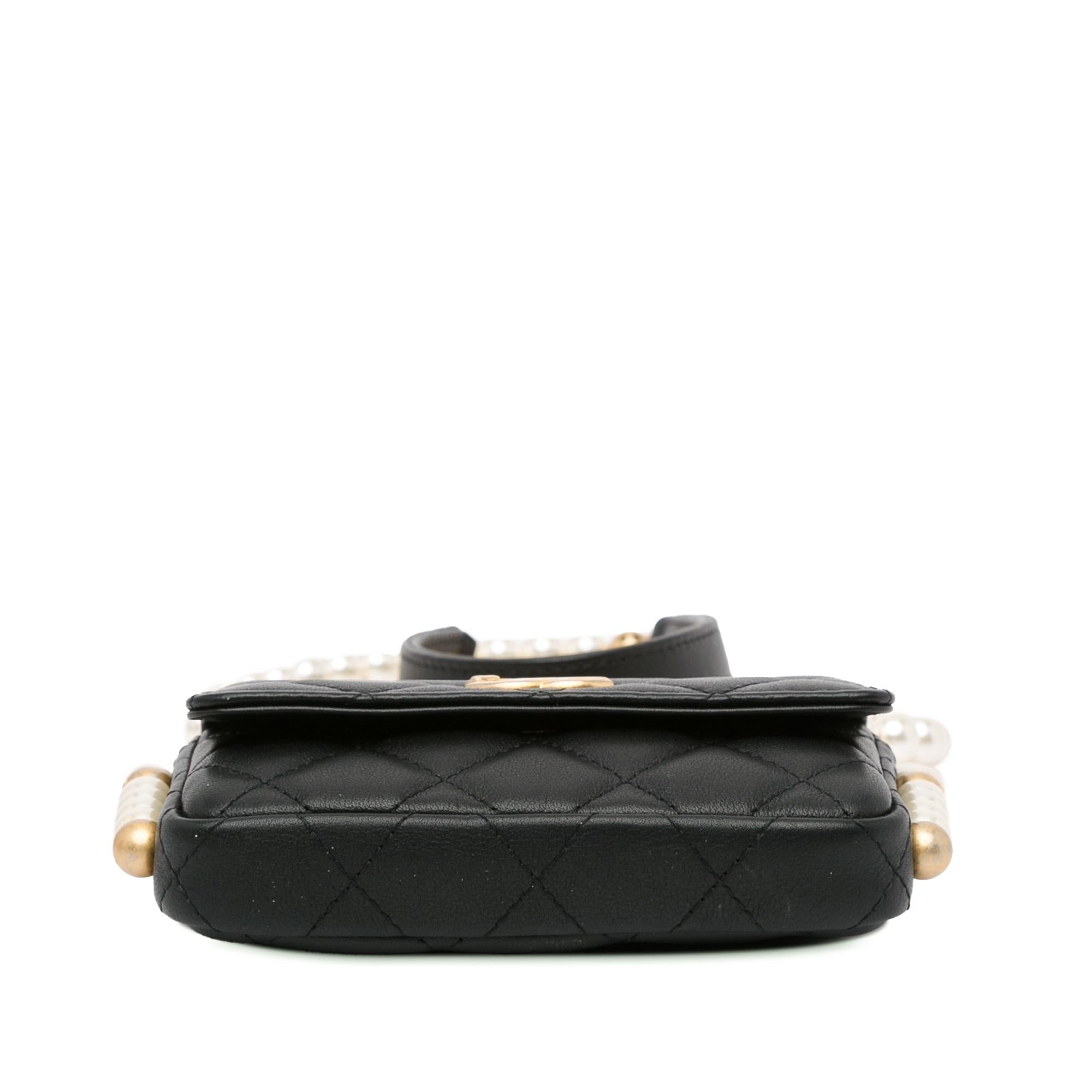 Chanel CC Lambskin About Pearls Card Holder On Chain (SHG-viiUda)
