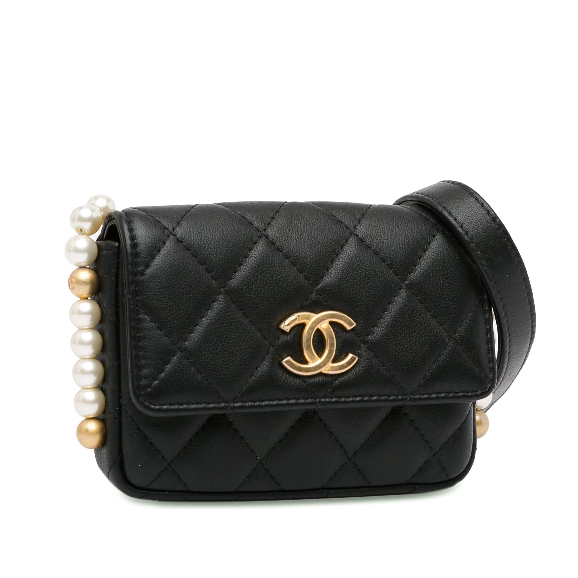 Chanel CC Lambskin About Pearls Card Holder On Chain (SHG-viiUda)