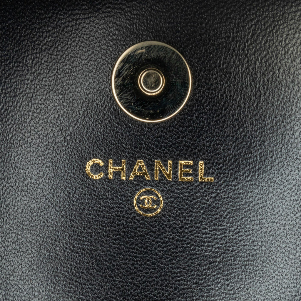 Chanel CC Lambskin Card Holder On Chain (SHG-OR7dwk)