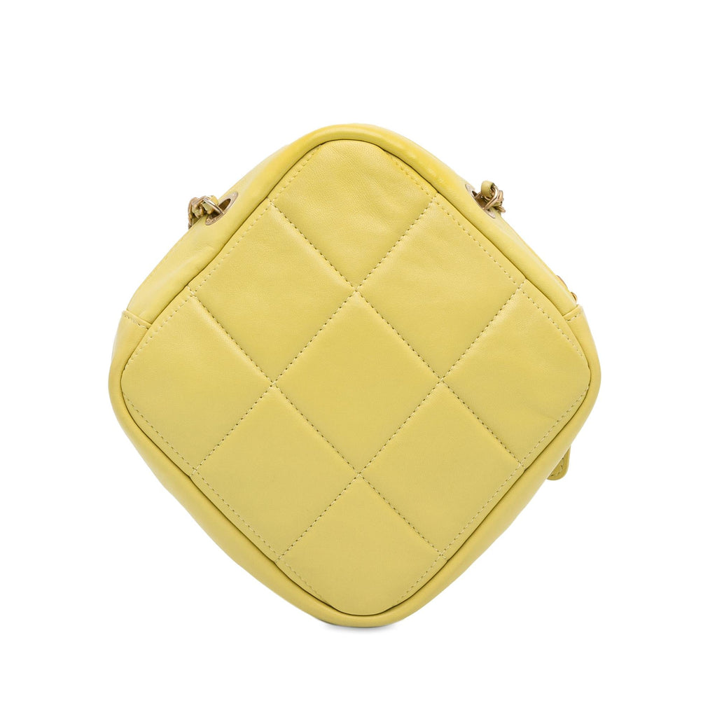 Chanel CC Lambskin Diamond Clutch with Chain (SHG-I7p00r)